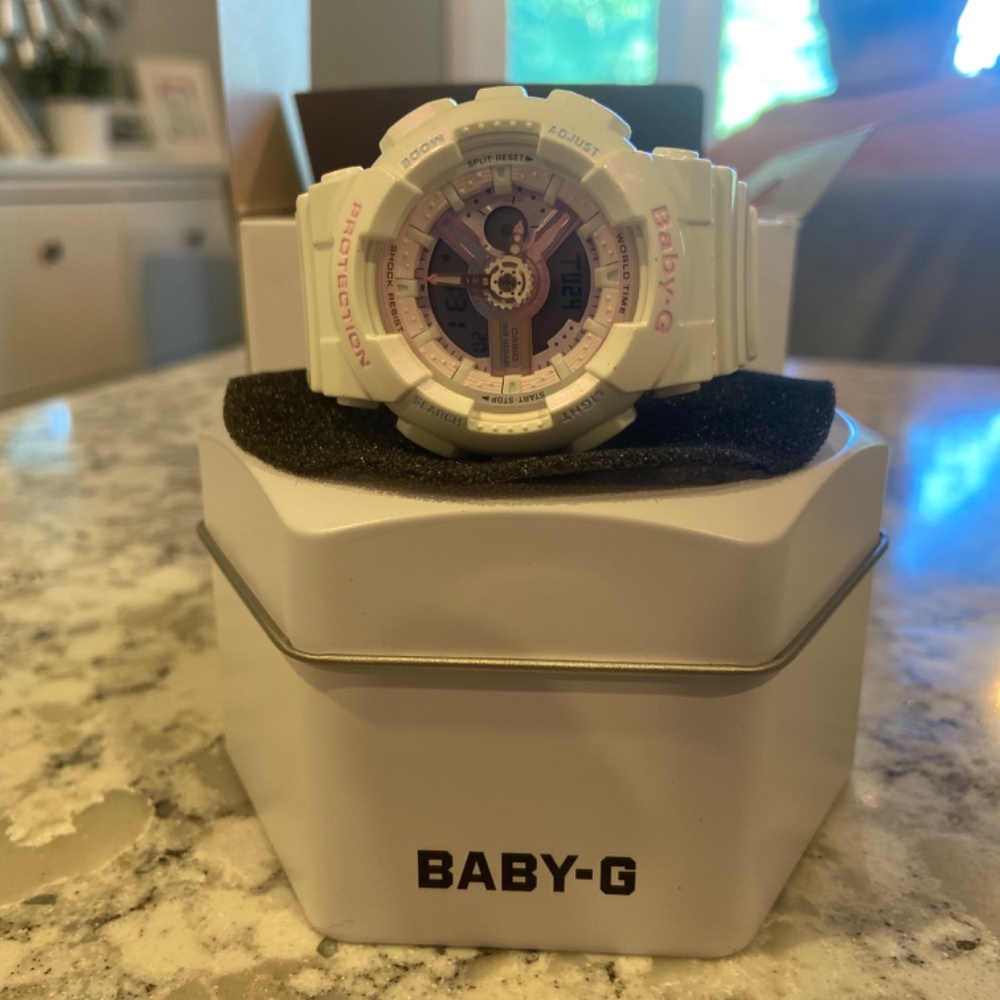 Baby -G - Picture 2 of 4